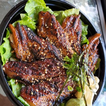 Mama Kim’s - Unagi on Salad - Poke Near Me - Honolulu, Hawaii Mama Kim’s - Unagi on Salad - Poke Near Me - Honolulu, Hawaii