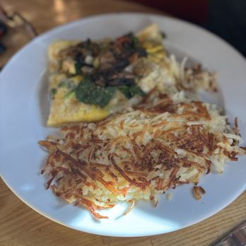 Old Country Inn - Omelette and nice and crispy hashbrowns - American Near Me - Big Bear Lake, California Old Country Inn - Omelette and nice and crispy hashbrowns - American Near Me - Big Bear Lake, California