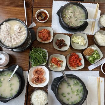 Jinsol Gukbap - 3rd St - Pork Soup with Rice - Korean Near Me - Los Angeles, California