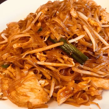 Thai Rama - Loved my saucy Pad Thai with chicken. - Thai Near Me - Glendale, California