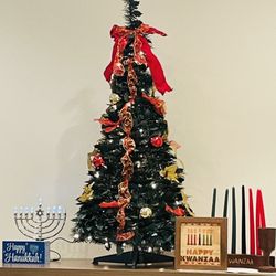 Johns Hopkins Medical Imaging - Bethesda - Festive in the office. Nice to see