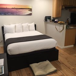 Pelican Point Inn