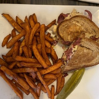 Keltic Table & Tap - Reuben with perfectly crisped sweet potato fries - Sports Bars Near Me - Enfield, Connecticut Keltic Table & Tap - Reuben with perfectly crisped sweet potato fries - Sports Bars Near Me - Enfield, Connecticut