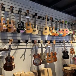 Hanalei Strings