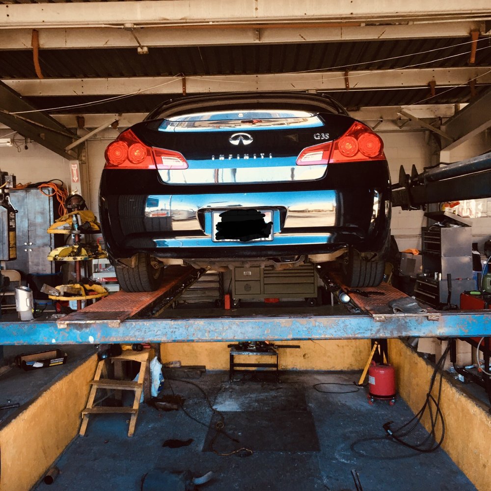 Barrio Muffler Shop Brakes and Smog, San Diego Roadtrippers