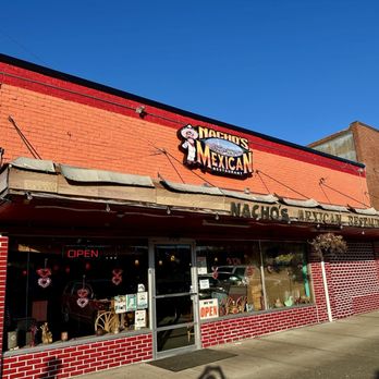 Nacho's Mexican Restaurant - Storefront - Mexican Near Me - Mossyrock, Washington Nacho's Mexican Restaurant - Storefront - Mexican Near Me - Mossyrock, Washington