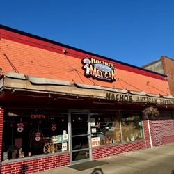 Nacho's Mexican Restaurant - Storefront
