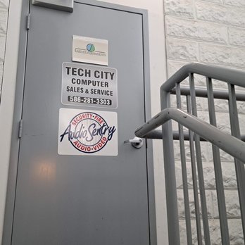Tech City Electronics - When you make your way inside the Tech City building from the back entrance, go through this door. - Electronics Near Me - Romeo, Michigan Tech City Electronics - When you make your way inside the Tech City building from the back entrance, go through this door. - Electronics Near Me - Romeo, Michigan