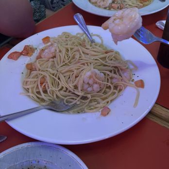 The Jolly Roger Restaurant and Bar - Shrimp scampi - Steakhouses Near Me - Kill Devil Hills, North Carolina