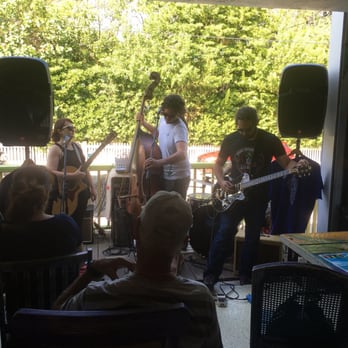 Florida Keys Brewing - The Copper Tones Rockin it! - Breweries Near Me - Islamorada, Florida