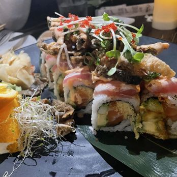 Cilantro Asian Bistro - Davie - Tua's Roll - Asian Fusion Near Me - Davie, Florida Cilantro Asian Bistro - Davie - Tua's Roll - Asian Fusion Near Me - Davie, Florida