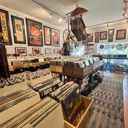 Blue Raven Records - Interior