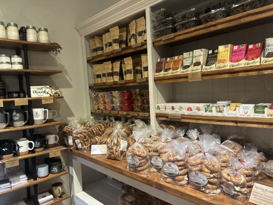 Fox Meadows Creamery - Leola by null