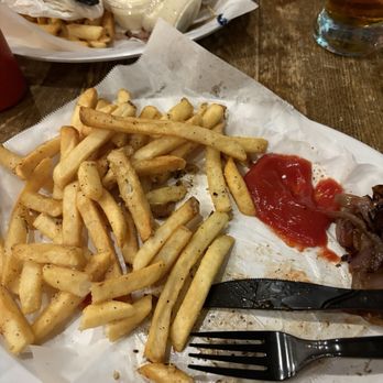 Burgers and Brew - Showering all I could eat was the patty - Bars Near Me - Chico, California Burgers and Brew - Showering all I could eat was the patty - Bars Near Me - Chico, California
