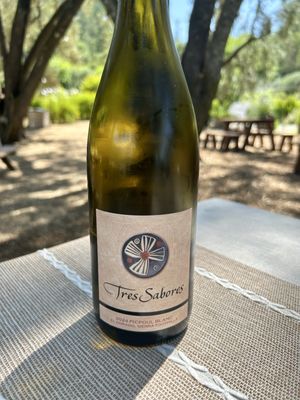 Tres Sabores by null