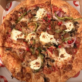 Slidders Pizza - Custom 12in Pizza | Sausage, Green Peppers, onions, and roasted red peppers - Pizza Near Me - Orlando, Florida