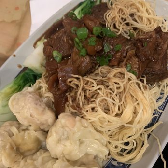 Mike's Noodle House - Wonton And Beef Brisket Noodle Soup (broth on side) - Cantonese Near Me - Seattle, Washington Mike's Noodle House - Wonton And Beef Brisket Noodle Soup (broth on side) - Cantonese Near Me - Seattle, Washington