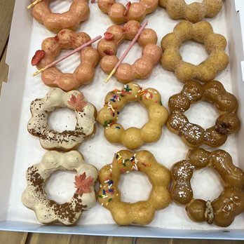 Mochinut - Maple syrup, original, coffee, churro, strawberry - Donuts Near Me - Metairie, Louisiana Mochinut - Maple syrup, original, coffee, churro, strawberry - Donuts Near Me - Metairie, Louisiana