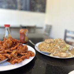 Phu Chen Kitchen - Orange chicken in the left