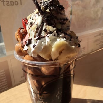 Mr. T Cafe - Ice Cream Egg Puff (mixed - strawberry & banana) - Coffee & Tea Near Me - San Francisco, California