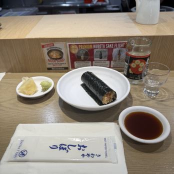 Hand Roll Factory - 11/10 spicy salmon hand roll - Sushi Bars Near Me - Yorba Linda, California Hand Roll Factory - 11/10 spicy salmon hand roll - Sushi Bars Near Me - Yorba Linda, California