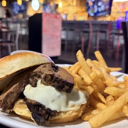 Minooka Basement Bar & Grill - Pot roast sandwich