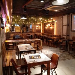 Old Jack - Downstairs dining.
