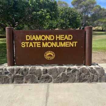 Diamond Head State Monument - Parks Near Me - Honolulu, Hawaii Diamond Head State Monument - Parks Near Me - Honolulu, Hawaii