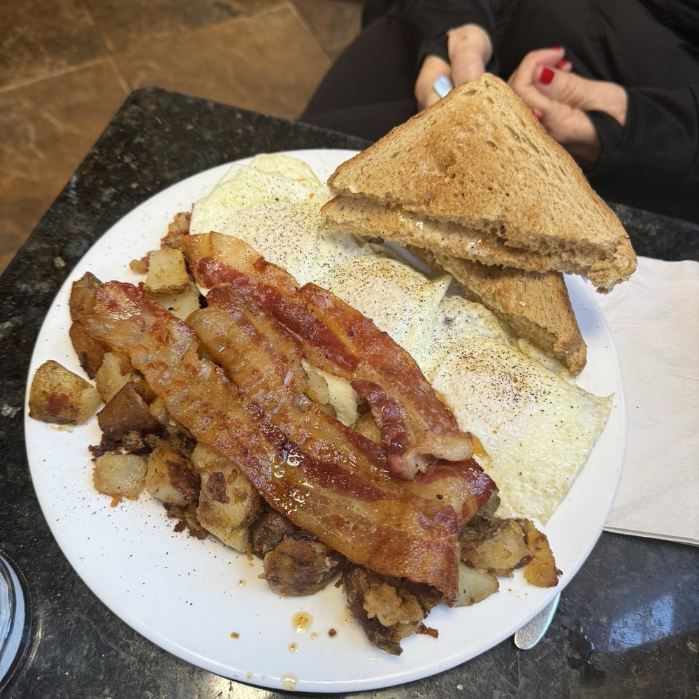 Theo's Cozy Corner - Breakfast & Brunch Near Me - Boston, Massachusetts Theo's Cozy Corner - Breakfast & Brunch Near Me - Boston, Massachusetts