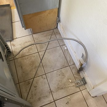 Mom's Pristine Clean - Before - Home Cleaning Near Me - Red Bluff, California