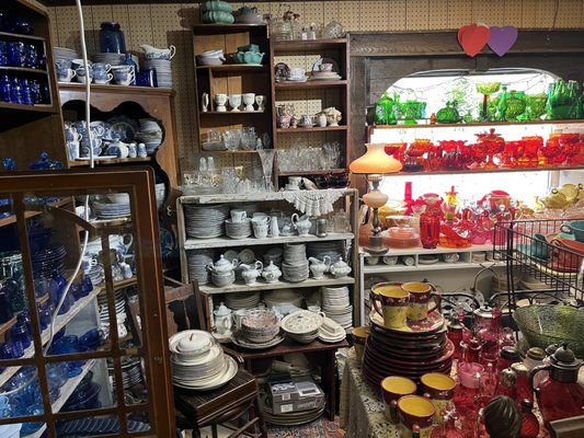 Golden Nugget Antique Flea Market by null