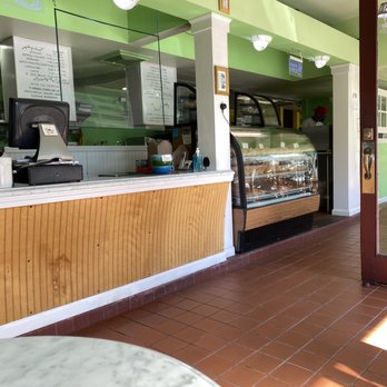 Raintree Bakery Coffeehouse - Bakeries Near Me - Honolulu, Hawaii Raintree Bakery Coffeehouse - Bakeries Near Me - Honolulu, Hawaii
