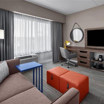 Hampton Inn Boston Woburn - Guest room - Hotels Near Me - Woburn, Massachusetts Hampton Inn Boston Woburn - Guest room - Hotels Near Me - Woburn, Massachusetts
