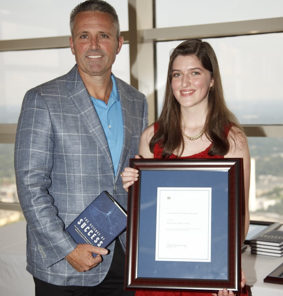 POWDER SPRINGS MESSENGER NEWSPAPER Updated September 2024 Powder