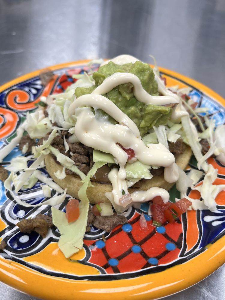 Tortas Ahogadas El Tio — Mexican restaurant in Oakley