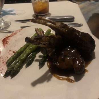 Rodney's On Broadway - Lamb chops with asparagus - New American Near Me - Georgetown, Kentucky