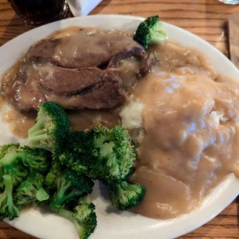 Cracker Barrel Old Country Store - My meal. Roast beef - so good. Comfort food - American Near Me - Albuquerque, New Mexico