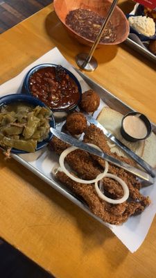 Martin's Bar-B-Que Joint by null