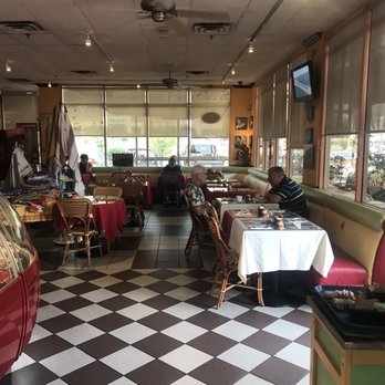 French Corner Cafe - Very cozy restaurant - Bakeries Near Me - Palm Desert, California