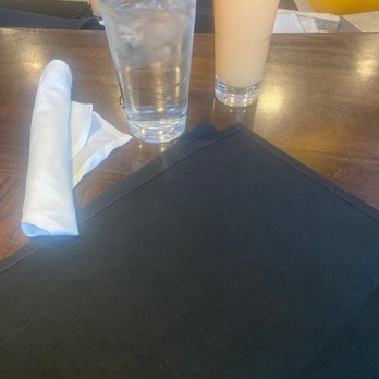 Breakfast Club - Fresh grapefruit juice and water to start the day - Breakfast & Brunch Near Me - Phoenix, Arizona