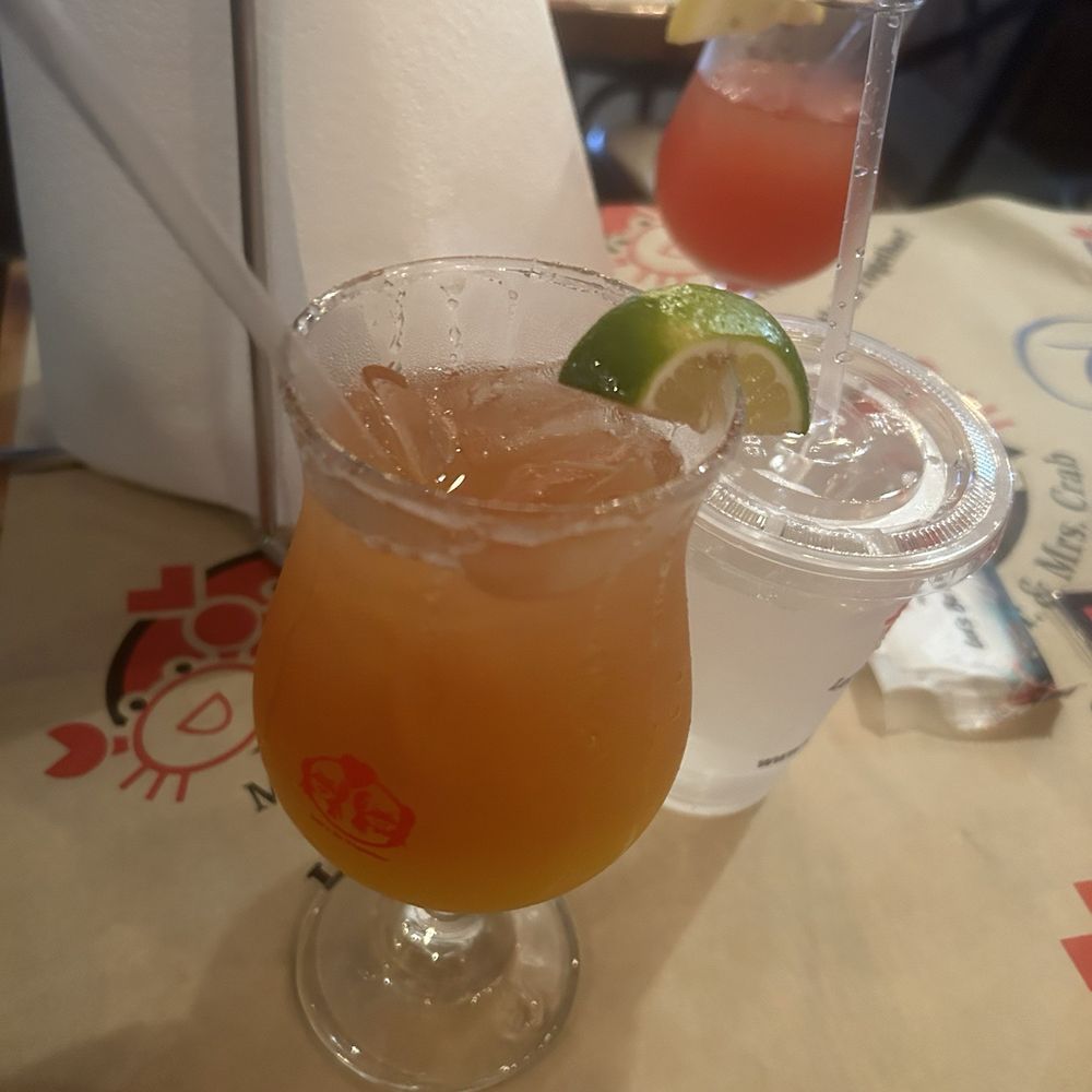 Mr and Mrs Crab - Crabarita Dusse lemonade - Seafood Near Me - Brandon, Florida Mr and Mrs Crab - Crabarita Dusse lemonade - Seafood Near Me - Brandon, Florida