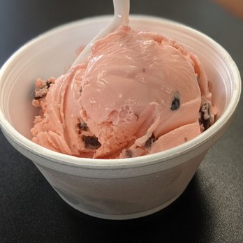 Pleasant Valley Shake Shoppe - Black cherry - Ice Cream & Frozen Yogurt Near Me - Chillicothe, Ohio