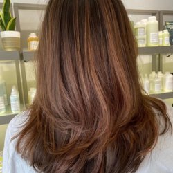 Detlev - A Davines Salon
