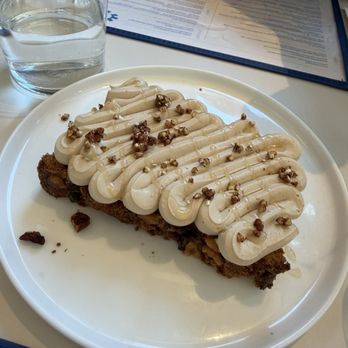 Two Hands - Banana walnut Bread - Breakfast & Brunch Near Me - Dallas, Texas Two Hands - Banana walnut Bread - Breakfast & Brunch Near Me - Dallas, Texas