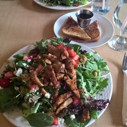Jitterbug Cafe and Catering - Berry salad with chicken