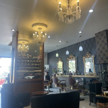 Joel Salón - Interior, clean and luxe style - Hair Salons Near Me - Puerto Vallarta, JAL