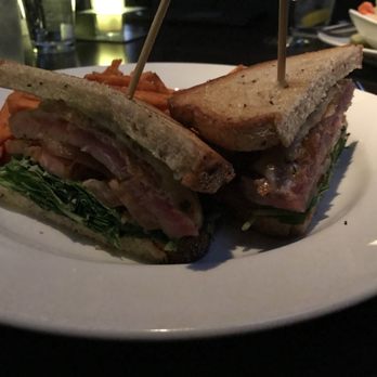 Yard House - Bars Near Me - Pasadena, California Yard House - Bars Near Me - Pasadena, California