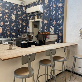Two Kids - bar area and bar seating - Coffee & Tea Near Me - South Pasadena, California Two Kids - bar area and bar seating - Coffee & Tea Near Me - South Pasadena, California