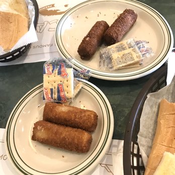 La Carreta - 2 ham and 2 chicken croquetas.  Great texture! - Cuban Near Me - Miami, Florida
