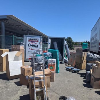 Team Up Movers - All the Tetris they had to do to get all our items in the pod, which they did perfectly! - Movers Near Me - Fremont, California